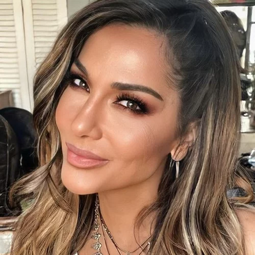 Δέσποινα Βανδή | Το νέο à la garçonne hair look της δίχασε τους θαυμαστές της