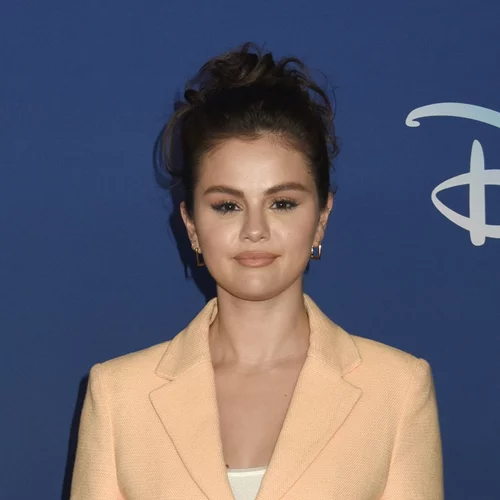 Selena Gomez | Mία γυναίκα που αγαπάμε