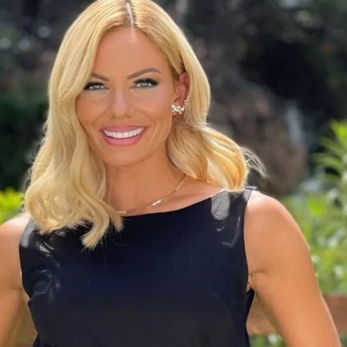 Ιωάννα Μαλέσκου | "Μη με ρωτήσετε ξανά πόσα κιλά πήρα..."