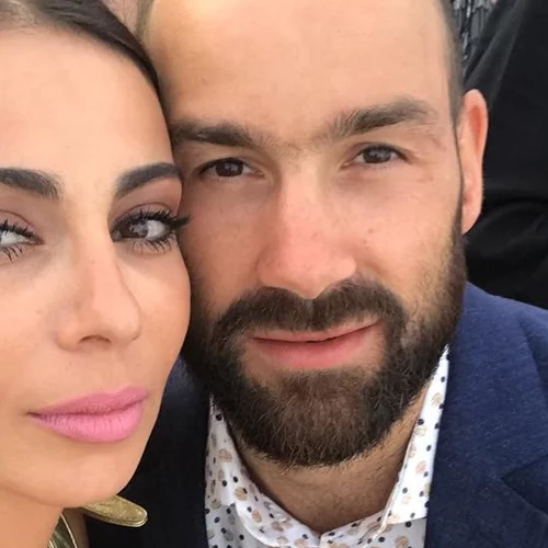 Ολυμπία Χοψονίδου – Βασίλης Σπανούλης | Έτσι γιόρτασαν τα γενέθλια της κόρης τους - Η γλυκιά και σπάνια οικογενειακή φωτογραφία