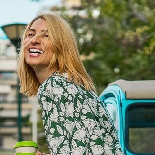 Η Μαρία Ηλιάκη και ο Στέλιος Μανουσάκης μετακομίζουν | Τα πρώτα πλάνα από το νέο τους σπίτι