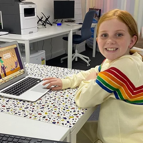 Pixie Curtis | Η 10χρονη εκατομμυριούχος επιχειρηματίας θα αποσυρθεί μόλις γίνει 15