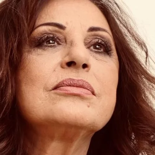 Η Χάρις Αλεξίου βάπτισε την κόρη της Ζωής Παπαδόπουλου και του Θοδωρή Πλεμμένου