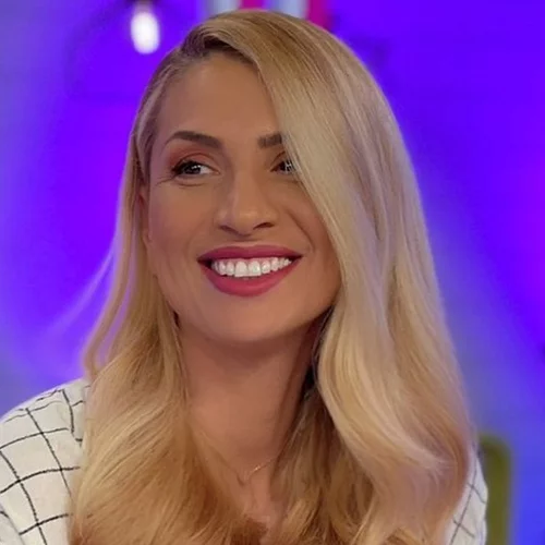 Μαρία Ηλιάκη | Η αγαπημένη της κρέμα ματιών μειώνει όλα τα σημάδια γήρανσης