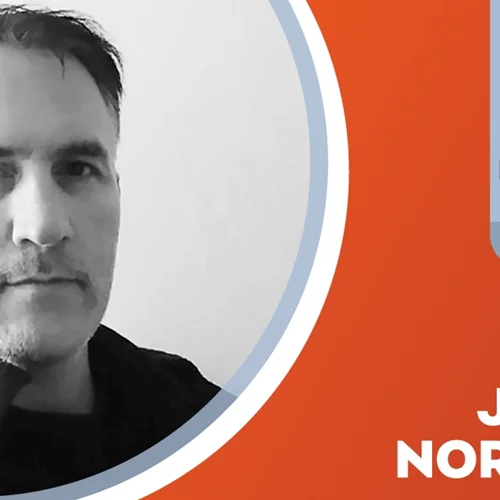 Ο συγγραφέας James Norbury για πρώτη φορά στην Ελλάδα