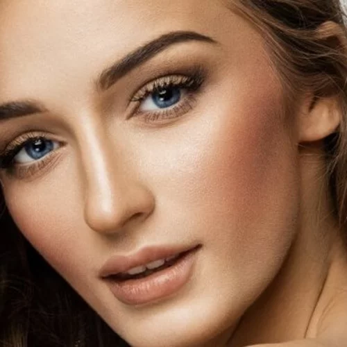 Celebrity approved | Τι είναι η θεραπεία προσώπου Aquagold