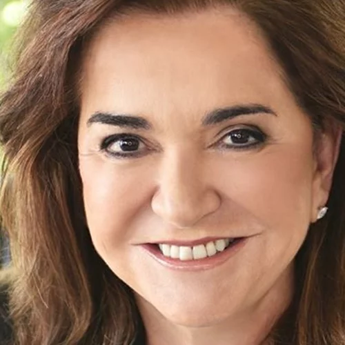 Ντόρα Μπακογιάννη | "Όταν άκουσα τη λέξη καρκίνος φοβήθηκα. Κατ’ αρχήν είχα ήδη κάνει τη διαθήκη μου..."