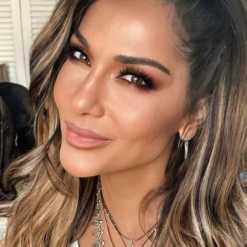 Ο Γιώργος Νικολαΐδης μαγειρεύει για τη μητέρα του, Δέσποινα Βανδή | Αυτό είναι το γκουρμέ γεύμα που της ετοίμασε