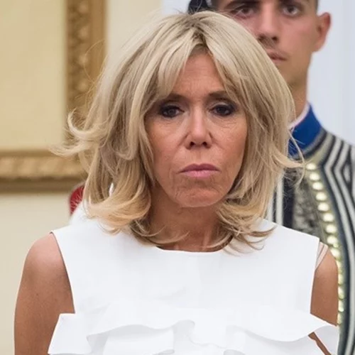 H Brigitte Macron θα κάνει guest εμφάνιση στο Emily in Paris
