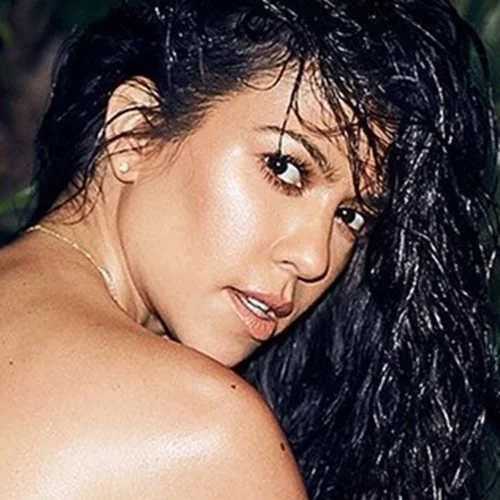 Η Kourtney Kardashian έκοψε τα μαλλιά της πιο κοντά από ποτέ και κατάφερε να "ρίξει" το Instagram