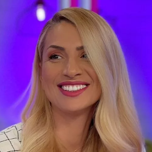 Η Μαρία Ηλιάκη αποκαλύπτει τα λάθη μακιγιάζ που μας κάνουν να φαινόμαστε μεγαλύτερες από την ηλικία μας