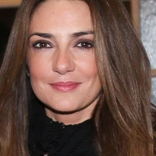 Μαρία Λεκάκη | Ο ολάνθιστος κήπος του εξοχικού της σπιτιού είναι μία ωδή στην άνοιξη