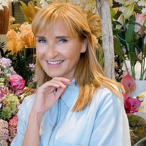 Μάρα Ζαχαρέα | "Διακαναλικό γεύμα με gorgeous Τατιάνα Στεφανίδου"