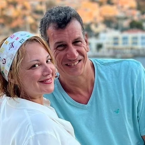 "Αγάπη της ζωής μου" | Η γλυκιά ανάρτηση της Νάνσυς Ζαμπέτογλου για τα 10 χρόνια γάμου με τον Νάσο Γαλακτερό