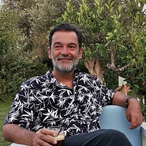 Κωνσταντίνος Καζάκος | Ποζάρει με τον 10χρονο γιο του Ιάσονα σε μία πολύ σπάνια φωτογραφία