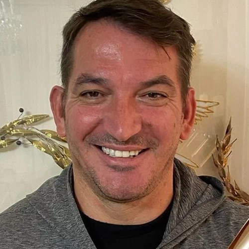 Πύρρος Δήμας | Η σπάνια φωτογραφία με τα τέσσερα παιδιά του