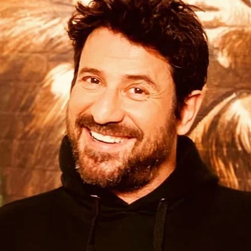 Αλέξης Γεωργούλης | "Έχω ψωρίαση που βγαίνει στους αγκώνες και κάτω από τα μάτια"