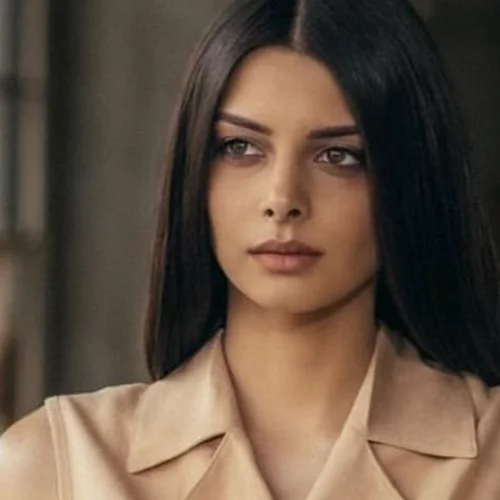 Άννα Μπεζάν | "Δεν μου ταίριαξε καθόλου ο θηλασμός. Ζορίστηκα"