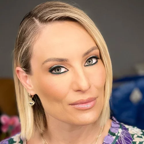 Η Ελεονώρα Μελέτη με νέο χρώμα μαλλιών λίγο πριν την πρεμιέρα της νέας σεζόν της εκπομπής της