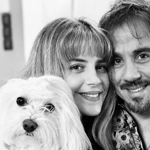 Θανάσης Τσαλταμπάσης | Η σπάνια εμφάνιση με τη σύντροφό του Αγοραστή Αρβανίτη και το σέξι αθλητικό λουκ της