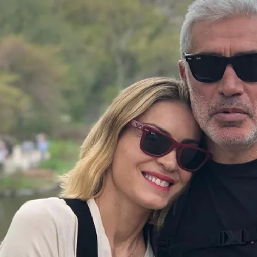 Βάσω Στασινού - Αντώνης Νικοπολίδης | Η σπάνια εμφάνιση του ζευγαριού σε θεατρική παράσταση