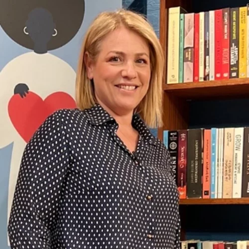 Μαριάννα Τουμασάτου: | "Γιατί ρε μεγάλε να κάτσω σπίτι για το παιδί; Γιατί μοναχή μου το έκανα;"