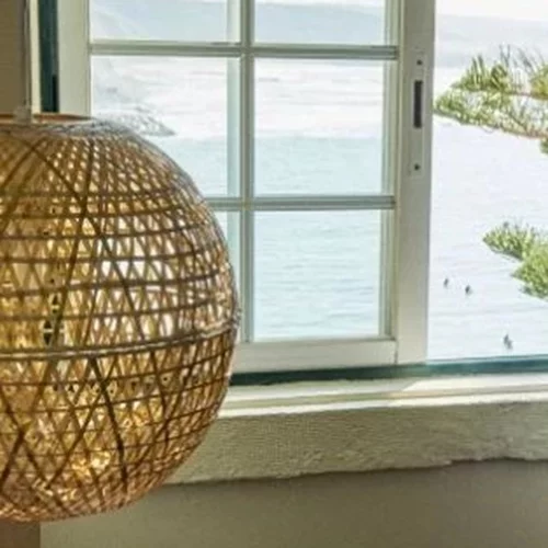 Η νέα σειρά της ΙΚΕΑ εμπνέεται από το σερφ και φέρνει το καλοκαίρι στο σαλόνι