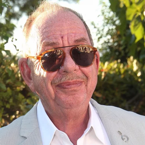 Ο Ηλίας Μαμαλάκης στις πρώτες του δηλώσεις μετά την έξοδο από το νοσοκομείο