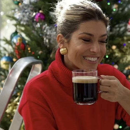 Τα πιο εντυπωσιακά στολισμένα σπίτια των επωνύμων