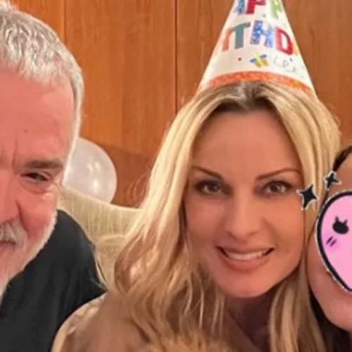 "Ηλεκτράκι μου σε αγαπώ πολύ…" | Ο Γιώργος Λύρας απαθανατίζει την κόρη του να κάνει γυμναστικές επιδείξεις και τρελαίνει το Instagram