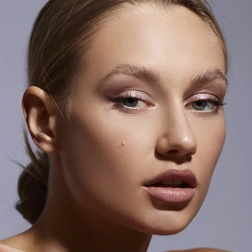 Ήρθε το τέλος του botox; Η skincare τάση που φαίνεται να το αντικαθιστά