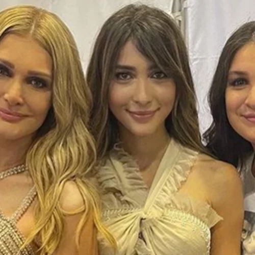 Η Ανδριάννα Φουστάνου και η Χριστιάνα Μπέτα πρωταγωνιστούν στο Tik Tok της μητέρας τους και στα απίθανα βίντεό της