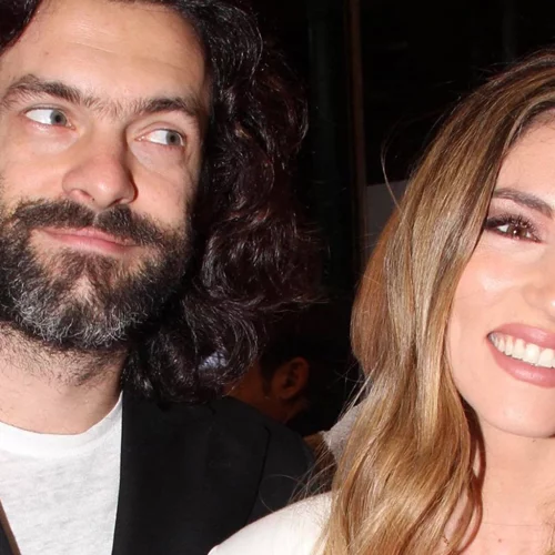 Αθηνά Οικονομάκου | Το ιδιαίτερο σύνολο που επέλεξε για τη βάπτιση της κόρης της