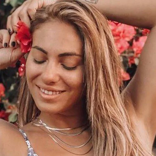 Ευρυδίκη Βαλαβάνη | Πάσχα με "δεμένο" χέρι - Τι συνέβη;