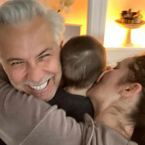 Ο πιο καλός μπαμπάς | Ο Χάρης Χριστόπουλος έκανε ποδήλατο με τον 10 μηνών γιο του, Νικόλα