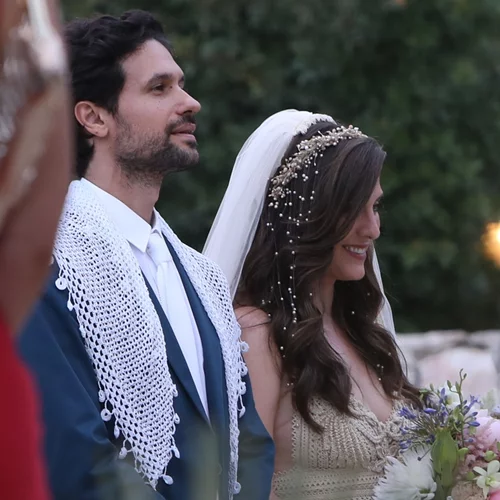 Ορφέας Αυγουστίδης - Γεωργία Κρασσά | Παντρεύτηκαν και βάφτισαν τον γιο τους (φωτό)