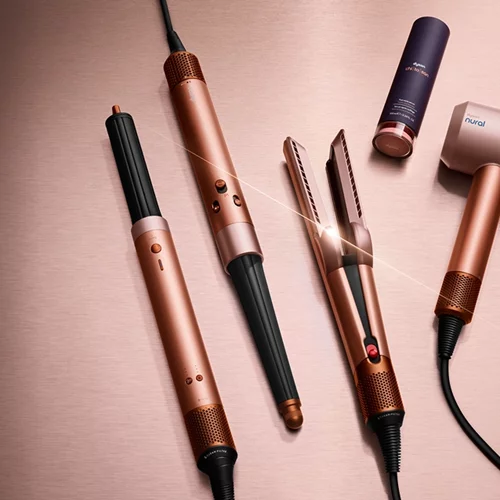 A Love Story Styled by Dyson | Το τέλειο δώρο για να έχεις το ιδανικό χτένισμα την ημέρα του Αγίου Βαλεντίνου