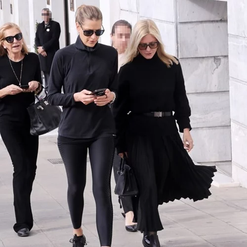 Μαρί Σαντάλ - Τατιάνα Μπλάτνικ | Η εμφάνισή τους στην Αθήνα μία μέρα πριν την κηδεία του τέως βασιλιά Κωνσταντίνου