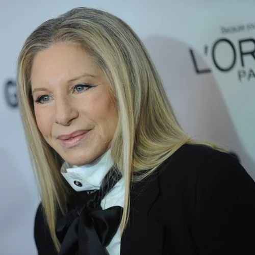 "My Name is Barbra" | H Barbra Streisand υπογράφει την αυτοβιογραφία της