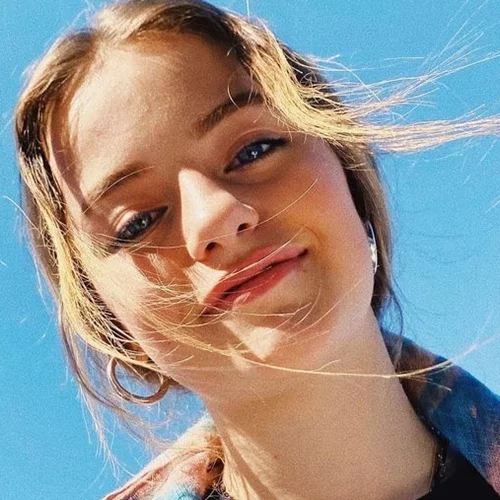 Γαία Μερκούρη | Το υπέροχο φωτογραφικό άλμπουμ από τις διακοπές της στην Άνδρο με τον Άγγελο Λάτσιο και το εκπληκτικά γραμμωμένο σώμα της