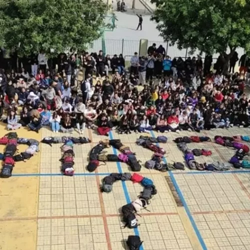 "Πάρε με όταν φτάσεις" | Οι αναρτήσεις στα social media που συγκλονίζουν κάτω από το hashtag #Tempi