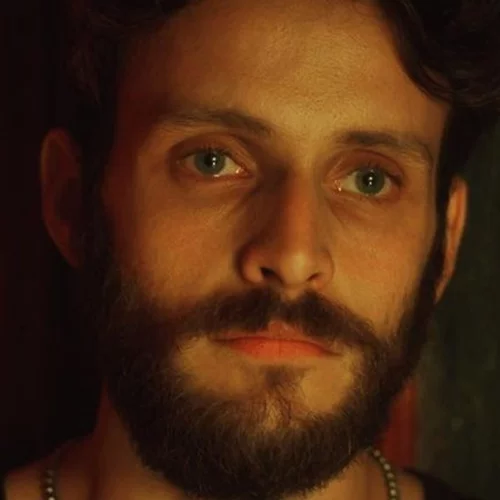 Γιώργος Μπένος | "Η σκηνή που με δυσκόλεψε περισσότερο στο "Maestro" ήταν αυτή της βίας, ξέσπασα σε κλάματα, σταμάτησα το γύρισμα"