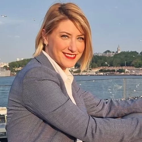 "Κάπνιζα πολύ και από μικρή..." | Η εξομολόγησή της Σίας Κοσιώνη για το κάπνισμα με αφορμή την Παγκόσμια Ημέρα Κατά του Καπνίσματος