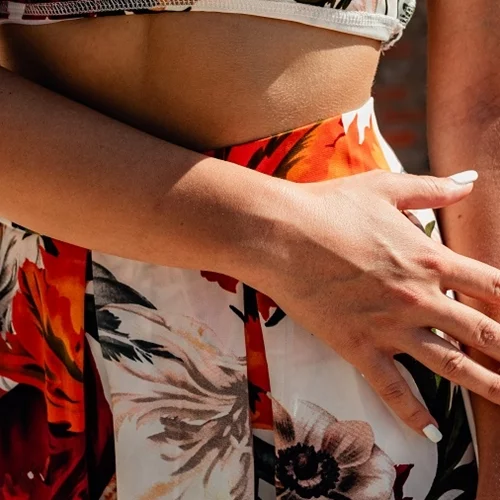 7 +1 ιδέες για το μανικιούρ της άνοιξης από τις πιο κομψές fashionistas