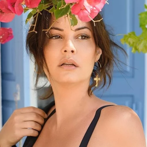 Η Μαρία Κορινθίου εύχεται στον Γιάννη Αϊβάζη για τα 46α γενέθλιά του με τον πιο γλυκό τρόπο