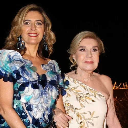 Τρεις γενιές | Η σπάνια φωτογραφία της Μαριάννας Β. Βαρδινογιάννη με την κόρη της, Χριστιάννα Γουλανδρή, και την εγγονή της, Μαριάννα Λαιμού