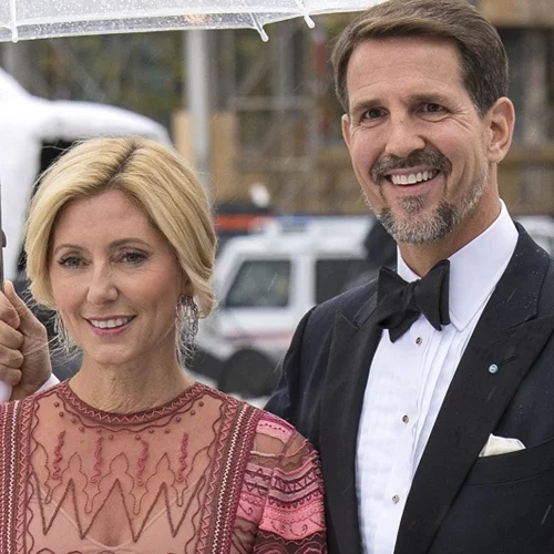 "Σήμερα θρηνεί όλη η Ελλάδα" | Το μήνυμα της Marie - Chantal και του Παύλου Γλίξμπουργκ για την ανείπωτη τραγωδία στα Τέμπη