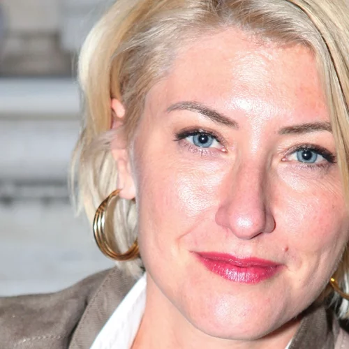 Η Σία Κοσιώνη δημοσίευσε το πιο ξέγνοιαστο και καλοκαιρινό στιγμιότυπο με τον γιο της, Δήμο Μπακογιάννη