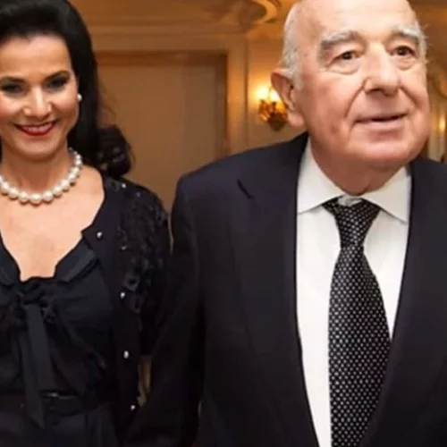 Βίκυ Σάφρα | Ποια είναι η πλουσιότερη Ελληνίδα στον κόσμο;