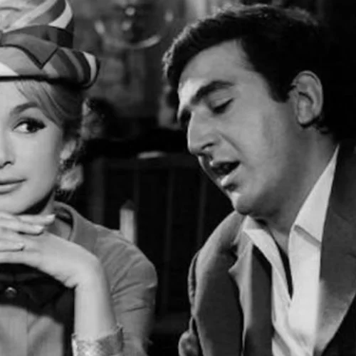 Αλίκη Βουγιουκλάκη | Το άκρως θηλυκό άρωμα που φορούσε όλη τη ζωή της